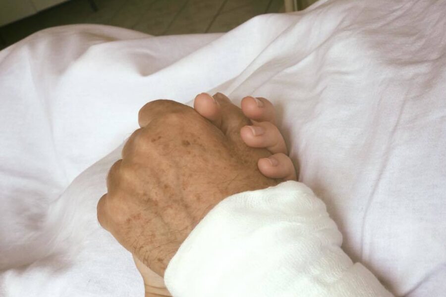 HEALING & UNDERSTANDING LIFE